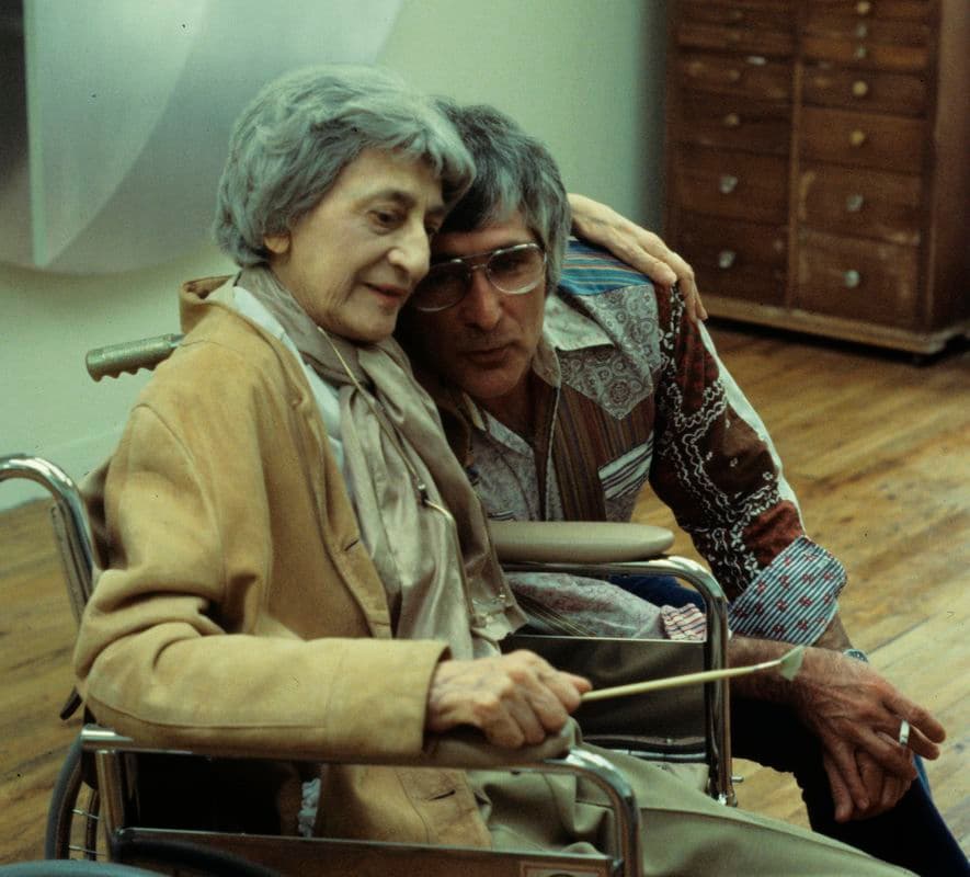 Colour photograph of Anni Albers and Kenneth Tyler in the studio