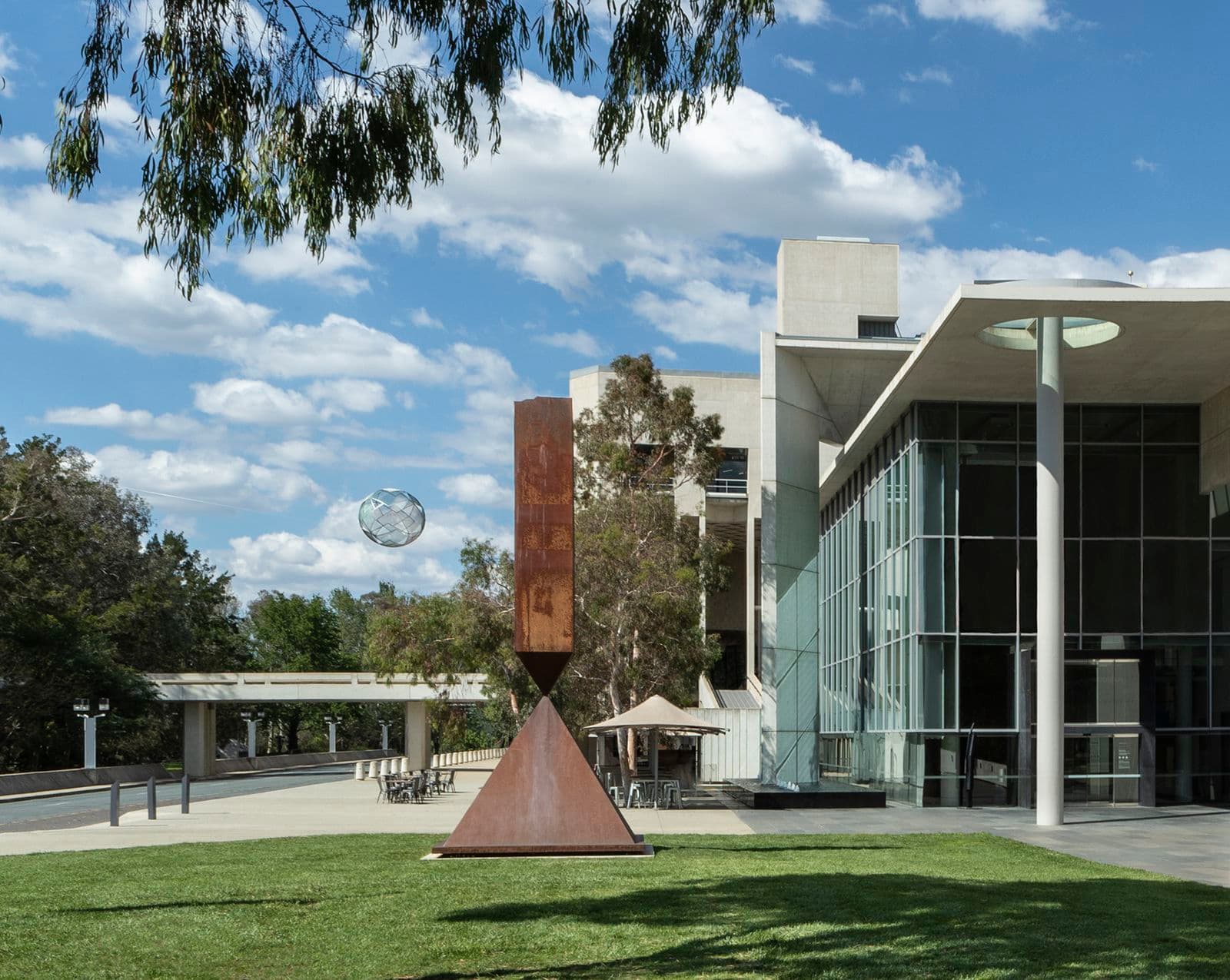 The entrance to the national gallery with some sculptures visible